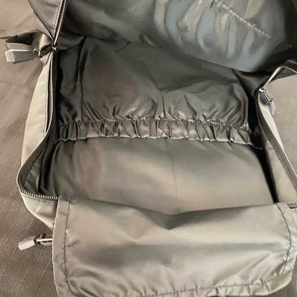 Coachella backpack with laptop pocket and skateboard straps - Picture 7 of 7